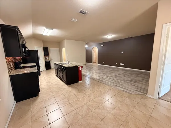 $2,100 | 2509 Stonewall Lane, Fort Worth, TX 76123