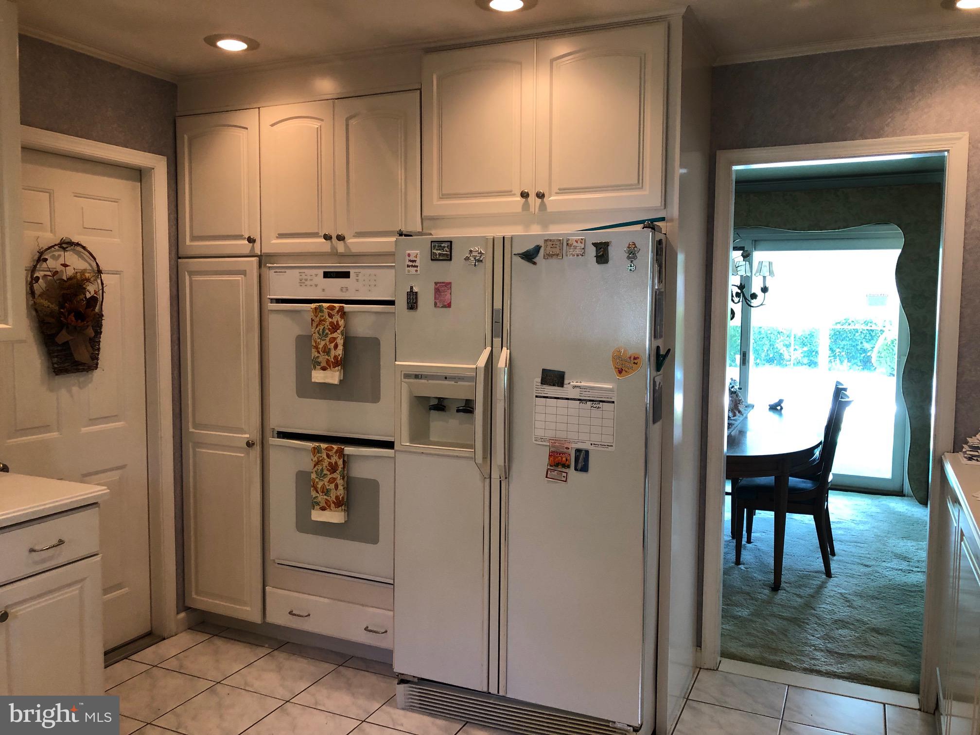 53 Falcon Road Levittown, PA 19056 - Photo 16 of 37