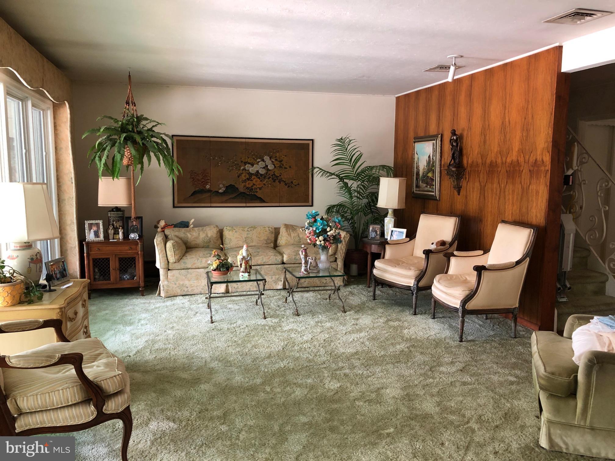 53 Falcon Road Levittown, PA 19056 - Photo 21 of 37