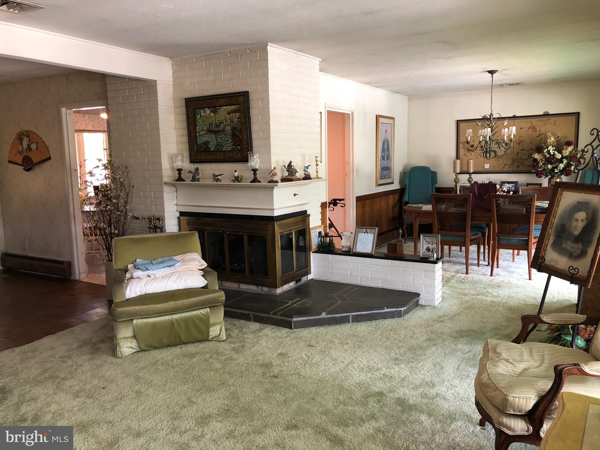 53 Falcon Road Levittown, PA 19056 - Photo 23 of 37