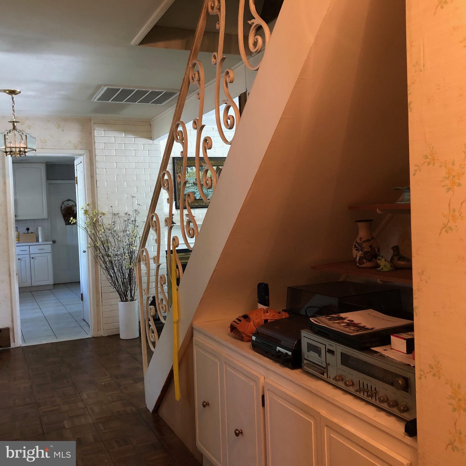 53 Falcon Road Levittown, PA 19056 - Photo 26 of 37
