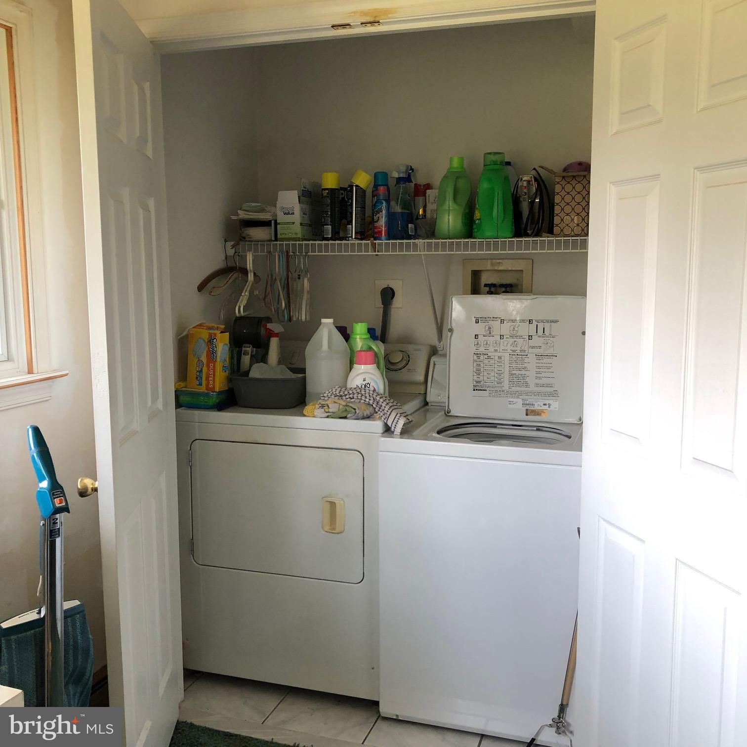 53 Falcon Road Levittown, PA 19056 - Photo 30 of 37