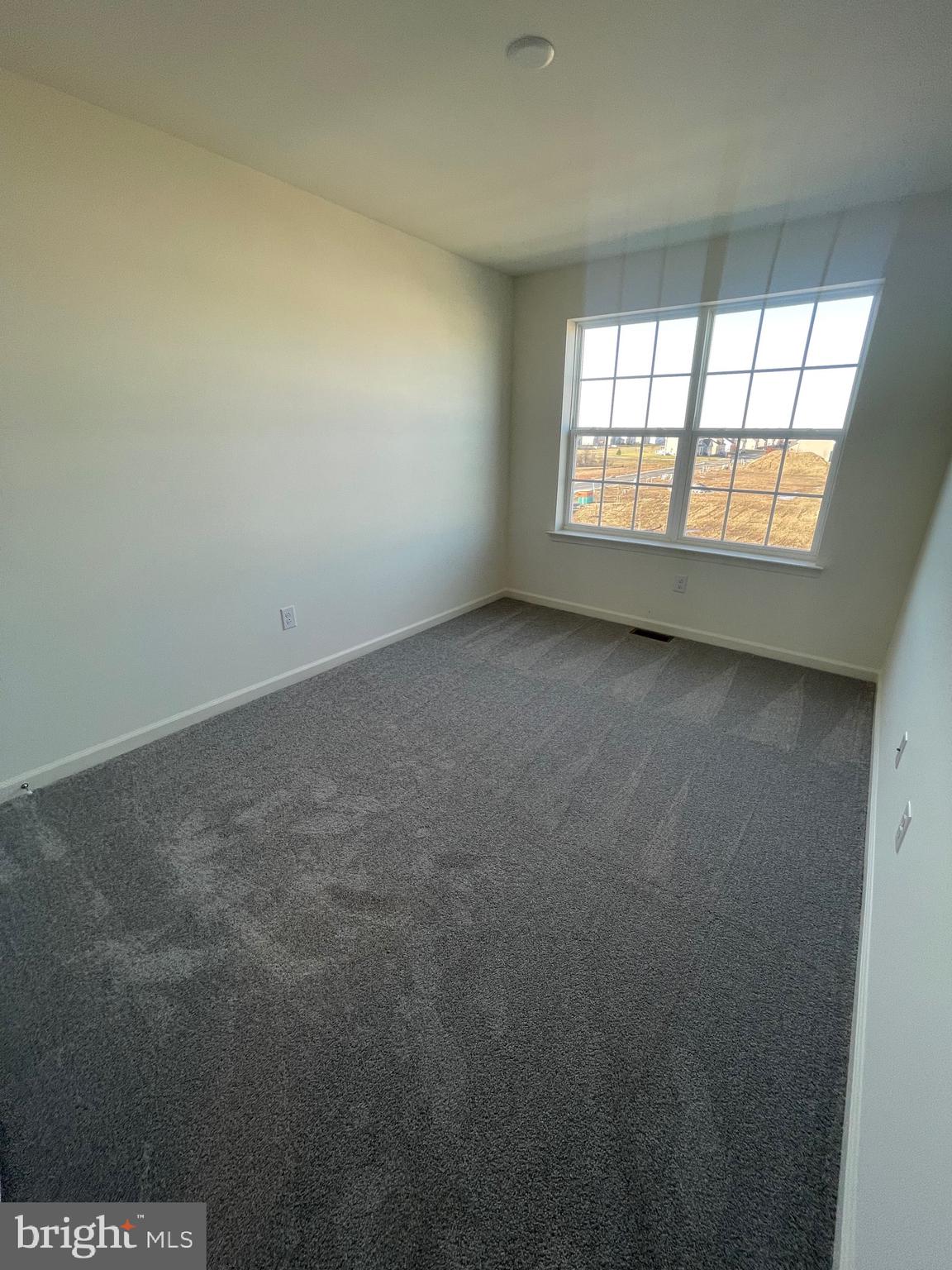 444 Rederick Lane Middletown, DE 19709 - Photo 13 of 16 an empty room with a window