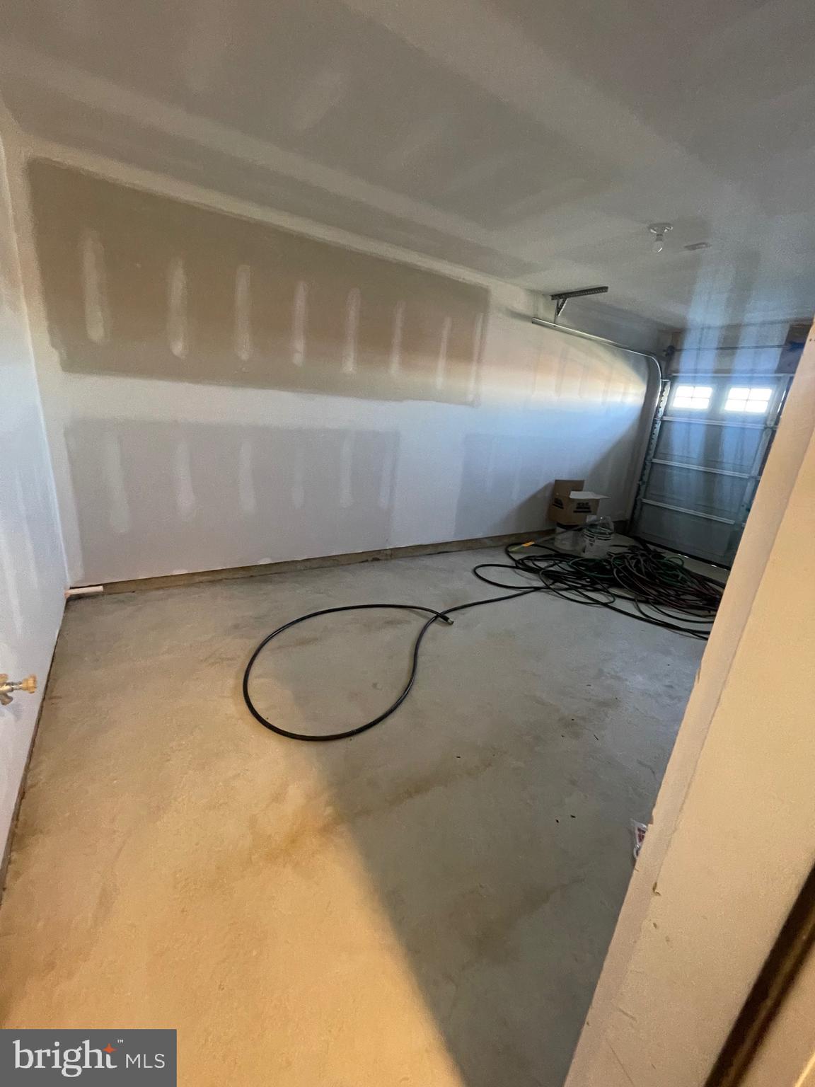 444 Rederick Lane Middletown, DE 19709 - Photo 15 of 16 a bathroom with a mirror