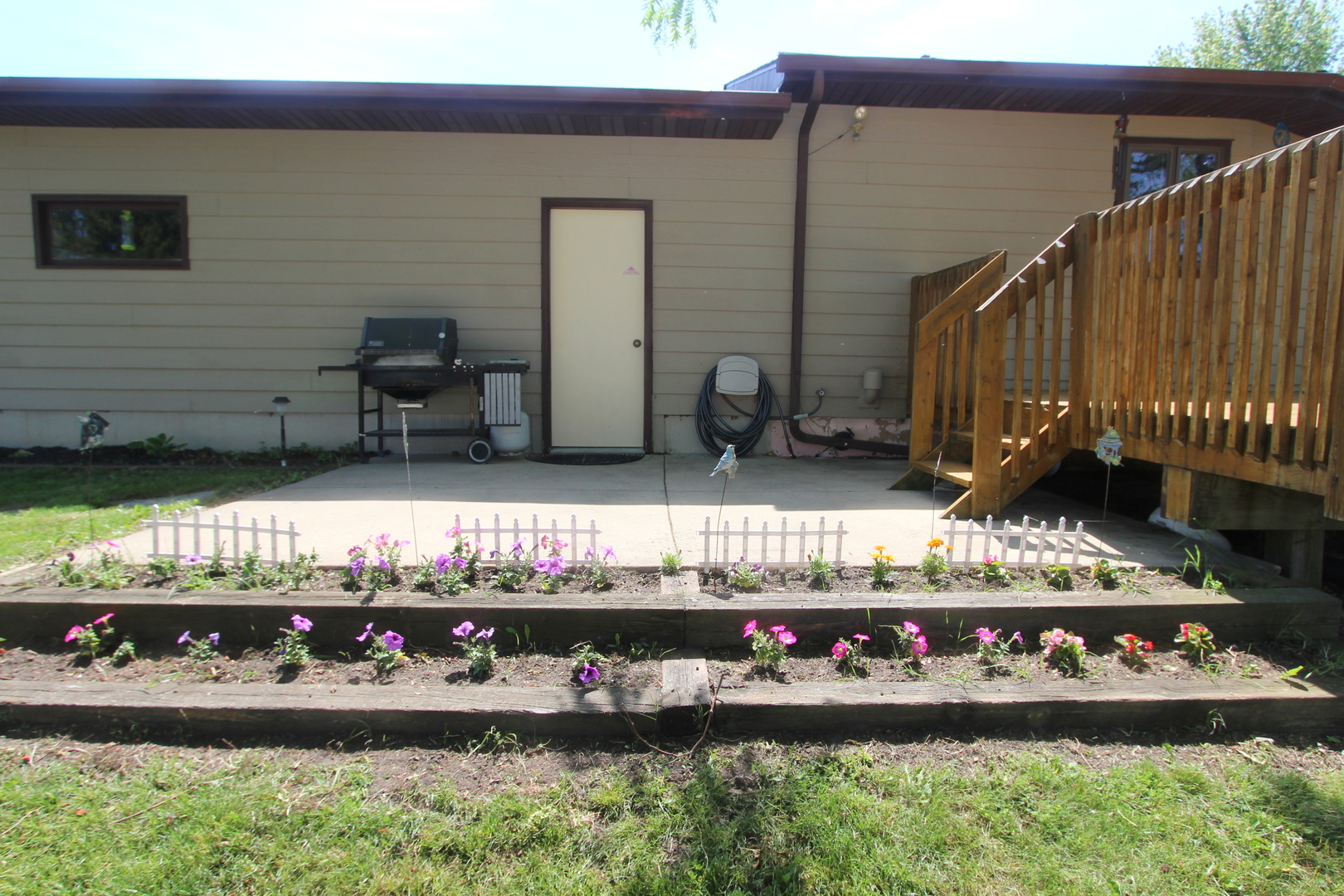 10217 Willow Lakes Road Harvard, IL 60033 - Photo 6 of 30