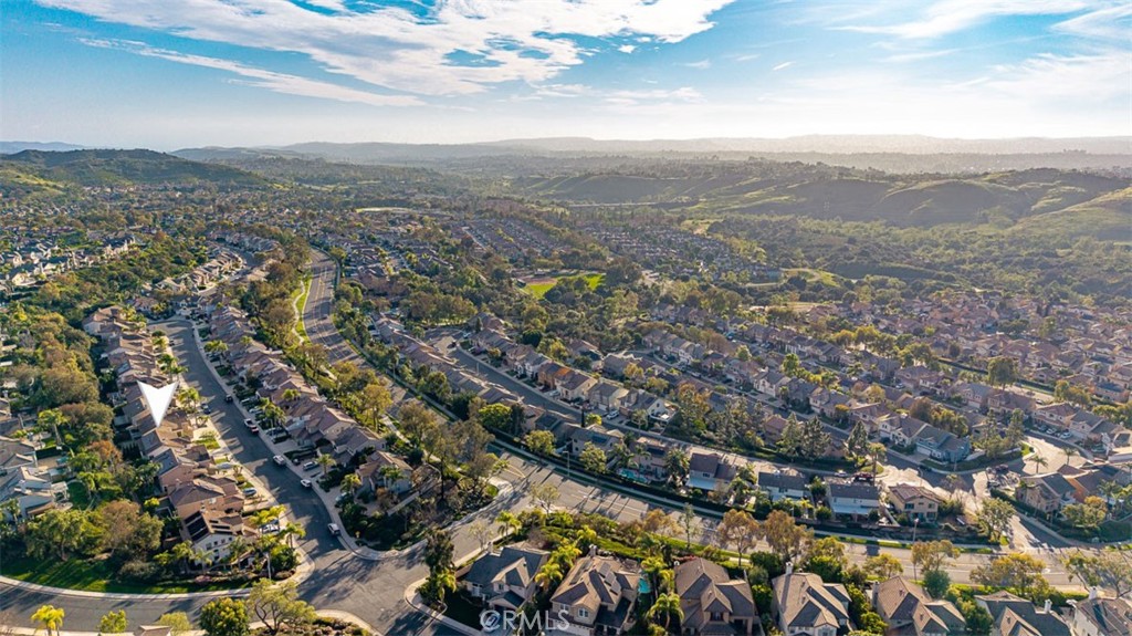 41 Castletree Rancho Santa Margarita, CA 92688 - Photo 62 of 68 an aerial view of residential houses with outdoor space