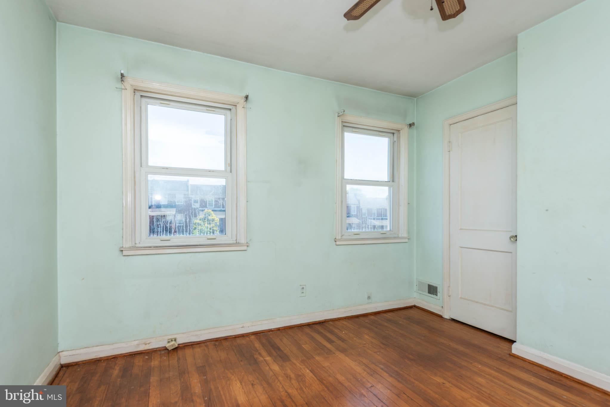6910 Gough Street Baltimore, MD 21224 - Photo 7 of 21