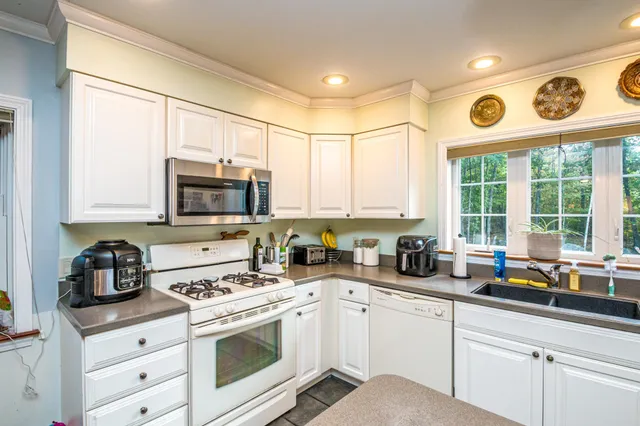 $679,000 | 17 The Meadows Road, Bartlett, NH 03860