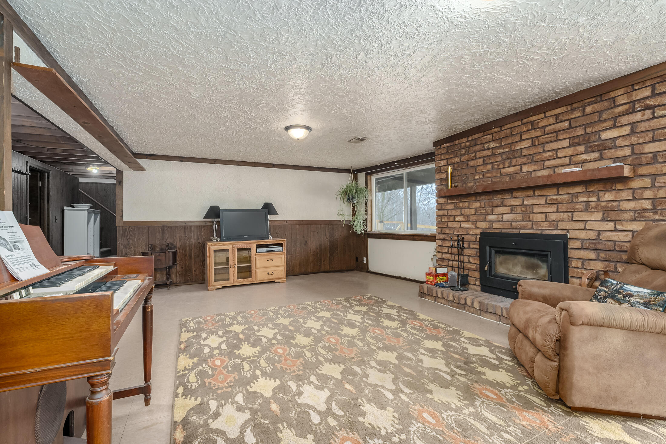 35507 Baseline Road Gobles, MI 49055 - Photo 26 of 41 LC-Baseline_Rd_E_35507_Gobles_49055-22