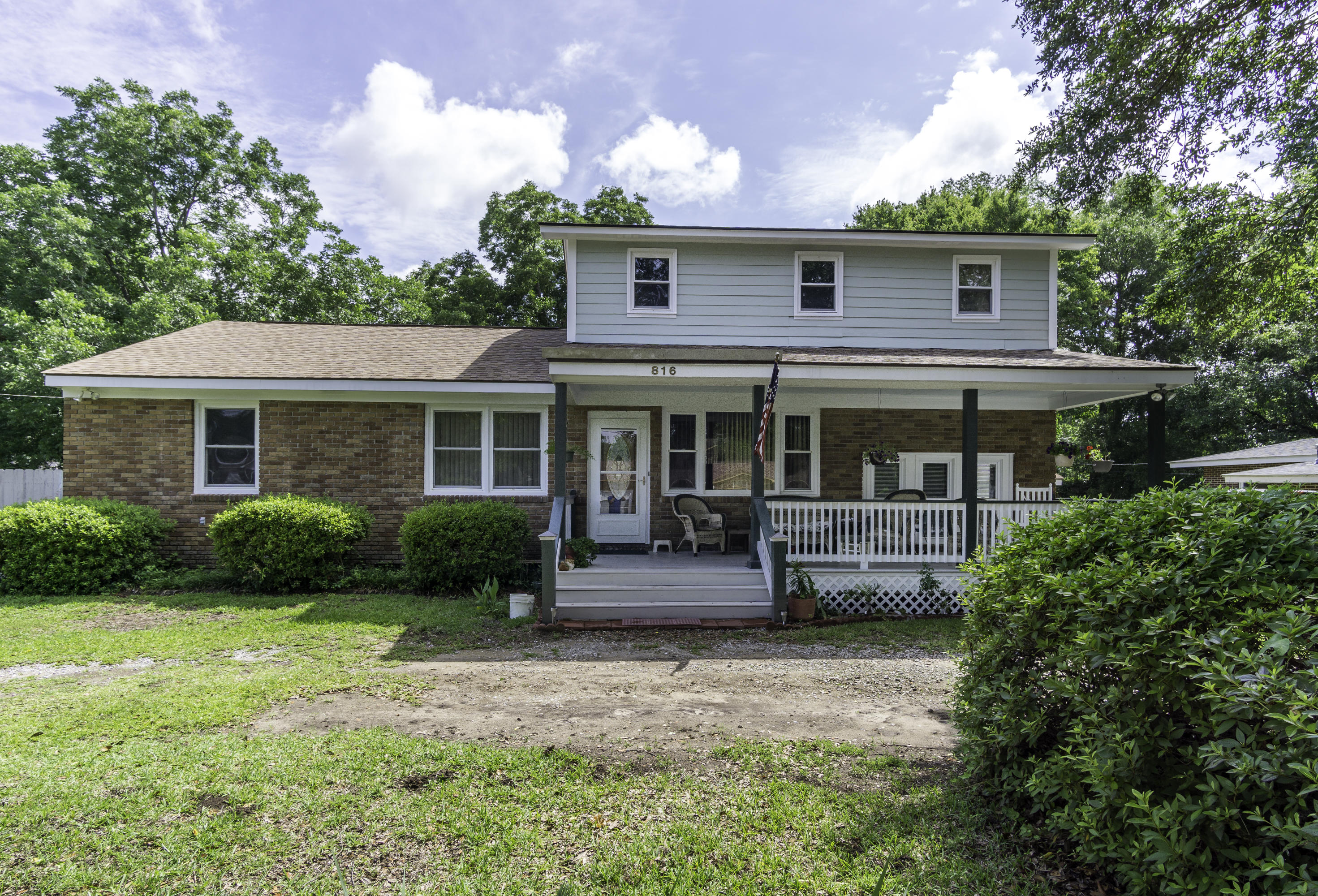 816 Dills Bluff Road Charleston, SC 29412 - Photo 1 of 39 816 Dills Bluff Rd.