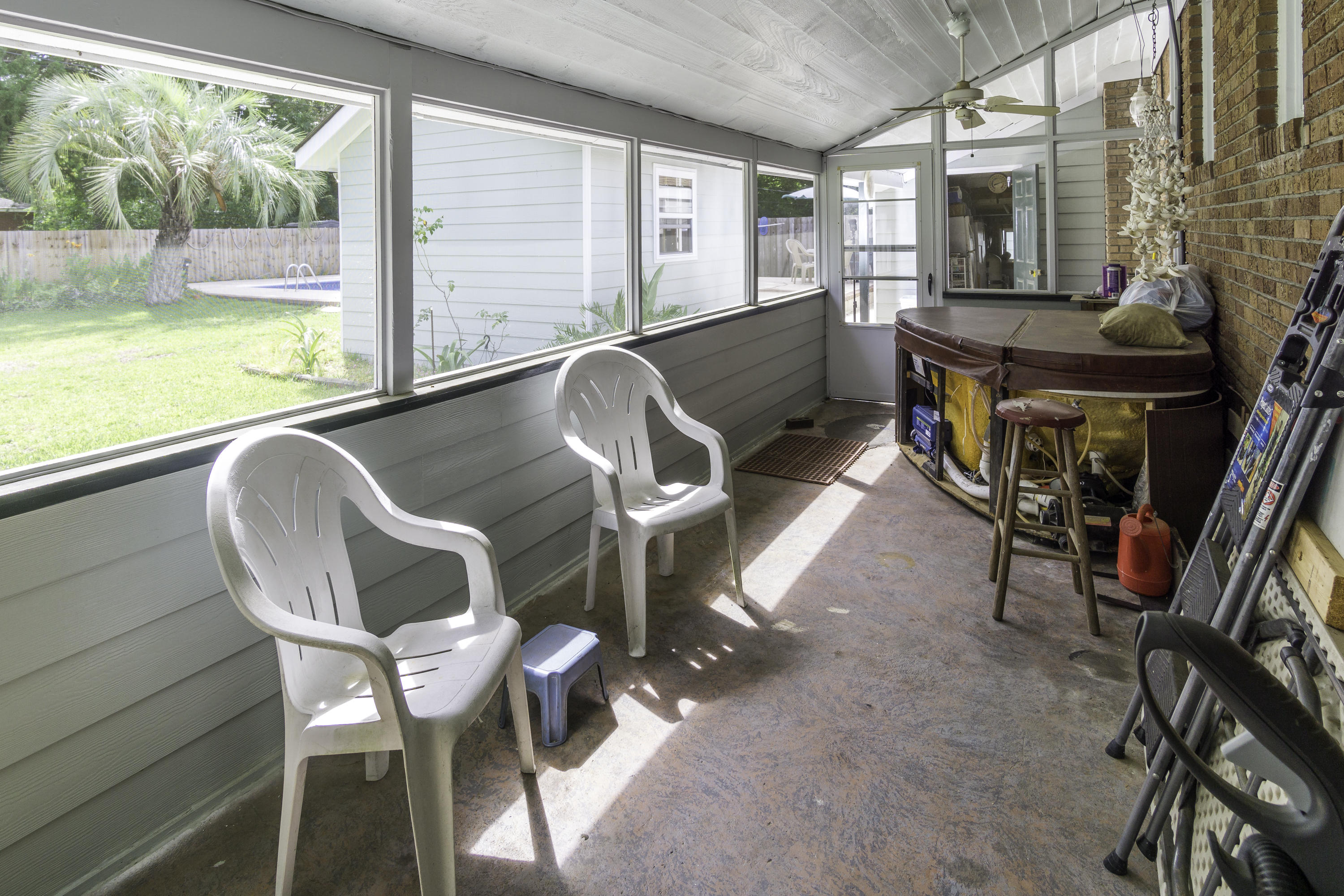 816 Dills Bluff Road Charleston, SC 29412 - Photo 34 of 39 Screened Porch
