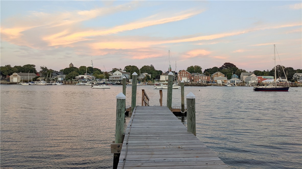 169 Mathewson Road Barrington, RI 02806 - Photo 8 of 33 Gallery Image 8