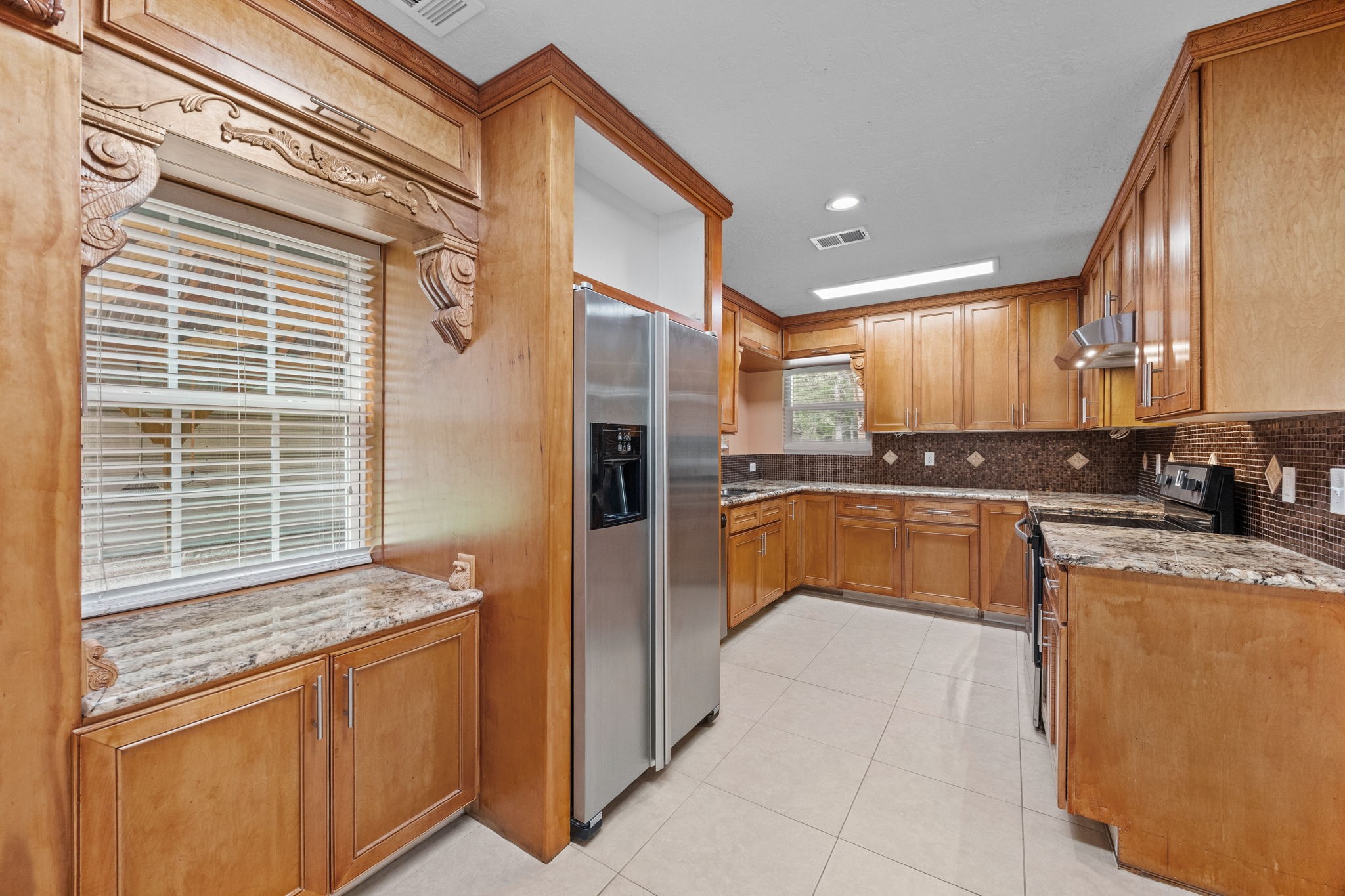 6742 Dusty Lane Conroe, TX 77306 - Photo 12 of 38