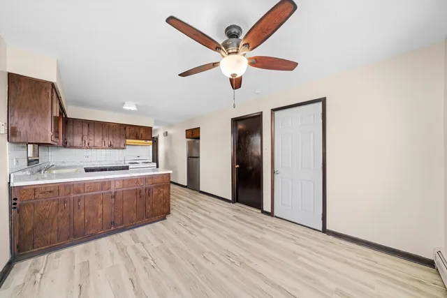 $469,900 | 4552 Prescott Avenue, Lyons, IL 60534