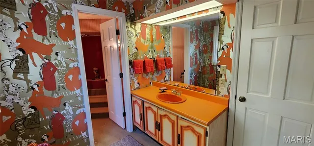 $299,000 | 7 Knollwood Drive, Chester, IL 62233