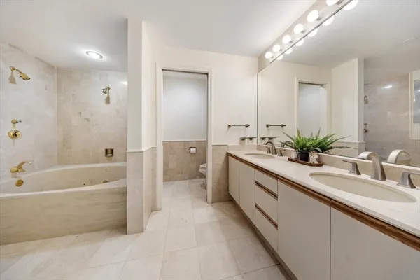 $899,000 | 2001 Marina Drive, Unit 608, Quincy, MA 02171