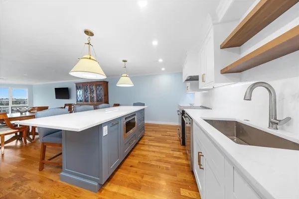 $899,000 | 2001 Marina Drive, Unit 608, Quincy, MA 02171