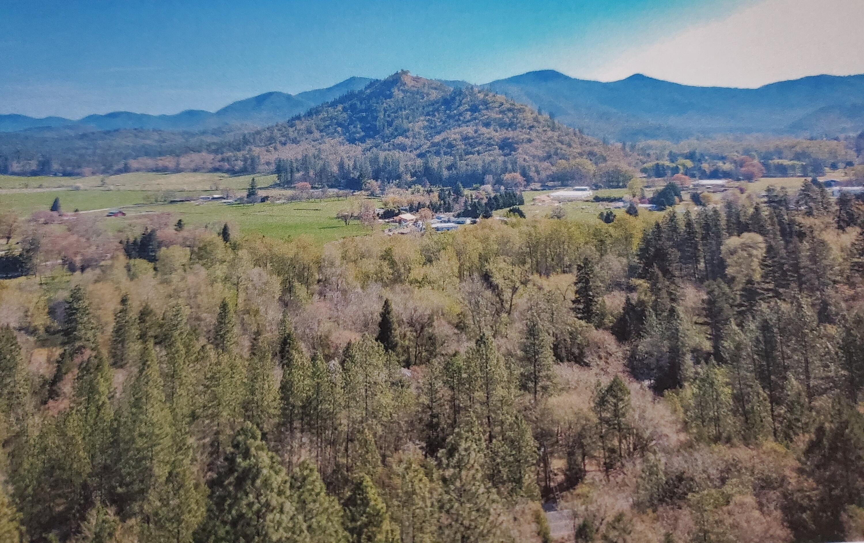 2595 Southside Road Grants Pass, OR 97527 - Photo 30 of 35 Southside Rd valley from desk