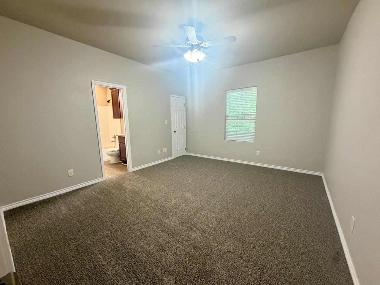 527 Old Silsbee Road, Unit 30 Lumberton, TX 77657 - Photo 14 of 22