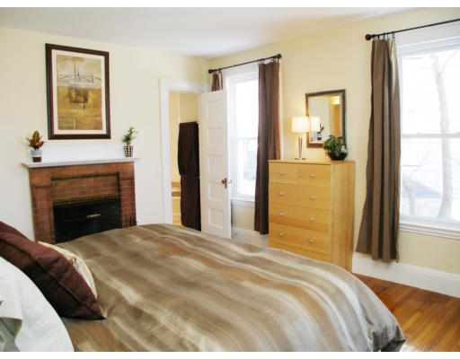 16-1 Hampstead Road, Unit 1 Boston, MA 02130 - Photo 8 of 16 Gallery Image 8