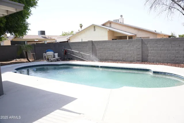 $429,900 | 1632 East St Charles Avenue, Phoenix, AZ 85042