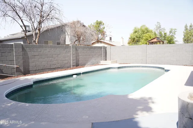 $429,900 | 1632 East St Charles Avenue, Phoenix, AZ 85042
