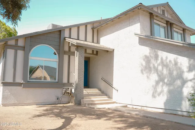 $429,900 | 1632 East St Charles Avenue, Phoenix, AZ 85042