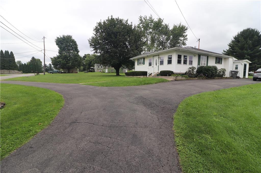653 Lancaster Road Fombell, PA 16123 - Photo 3 of 40 Gallery Image 3