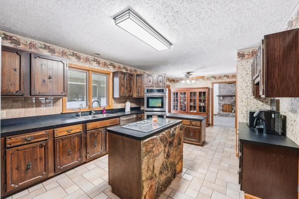 6958 Dermond Road Hermitage, PA 16148 - Photo 17 of 38 17x12