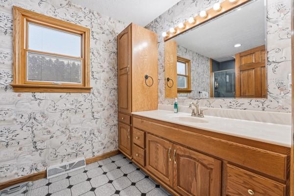 6958 Dermond Road Hermitage, PA 16148 - Photo 33 of 38 Main bath on upper level