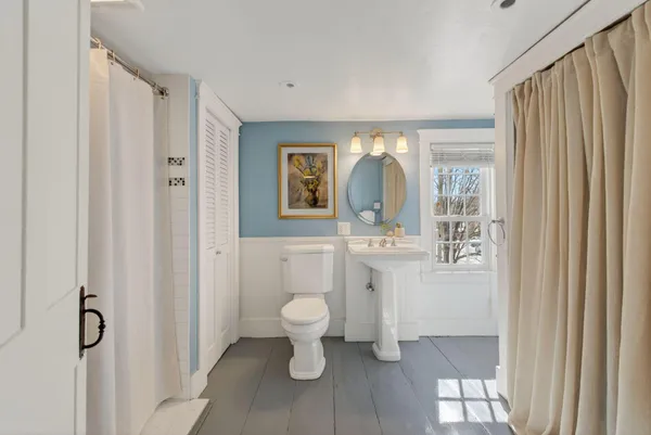 $1,125,000 | 392 Walnut Hill Road, North Yarmouth, ME 04097