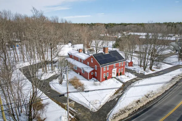 $1,125,000 | 392 Walnut Hill Road, North Yarmouth, ME 04097