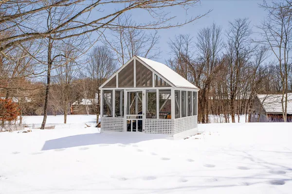 $1,125,000 | 392 Walnut Hill Road, North Yarmouth, ME 04097