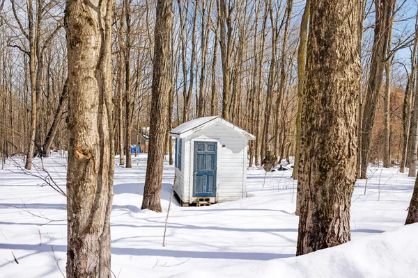 $1,125,000 | 392 Walnut Hill Road, North Yarmouth, ME 04097