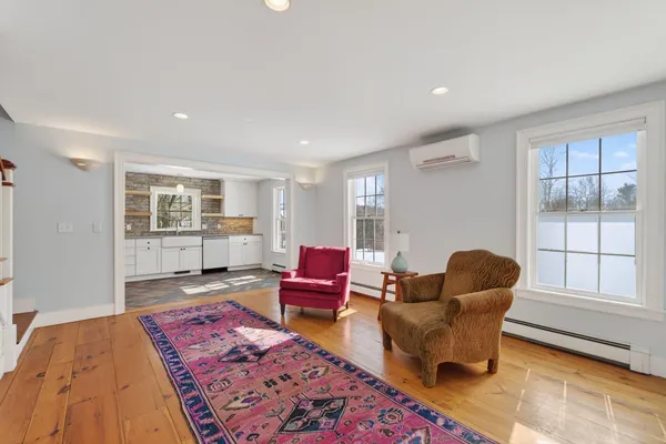 $1,125,000 | 392 Walnut Hill Road, North Yarmouth, ME 04097