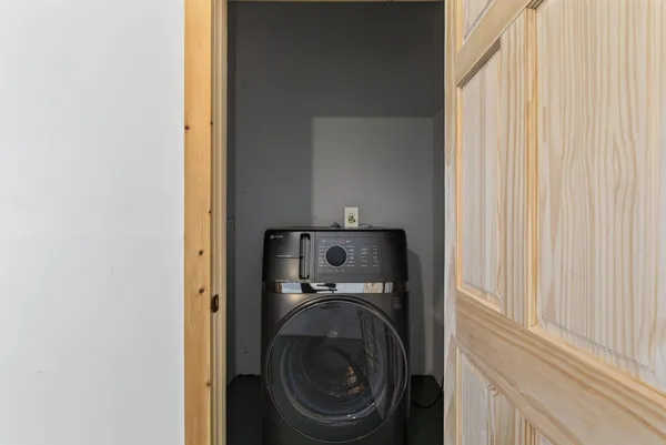 $1,125,000 | 392 Walnut Hill Road, North Yarmouth, ME 04097