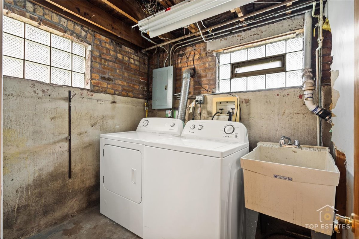 400 West 99th Place Chicago, IL 60628 - Photo 28 of 31