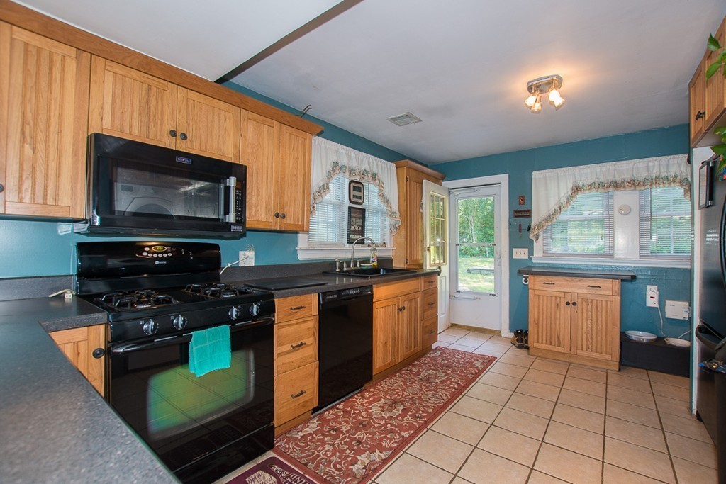10 Old Woods Road Wareham, MA 02538 - Photo 17 of 30 Gallery Image 17