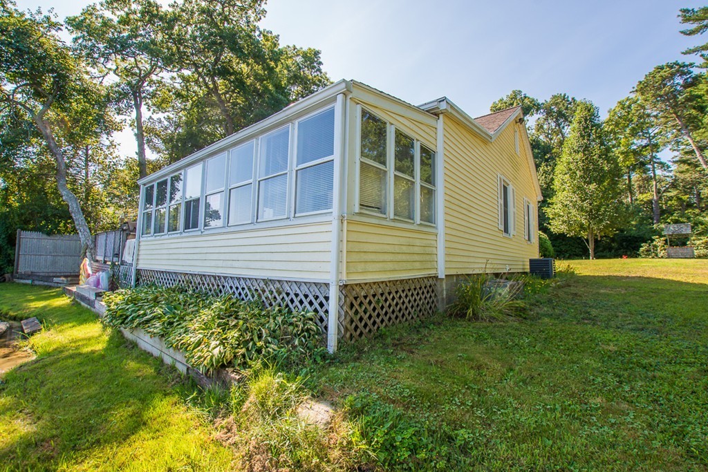 10 Old Woods Road Wareham, MA 02538 - Photo 4 of 30 Gallery Image 4