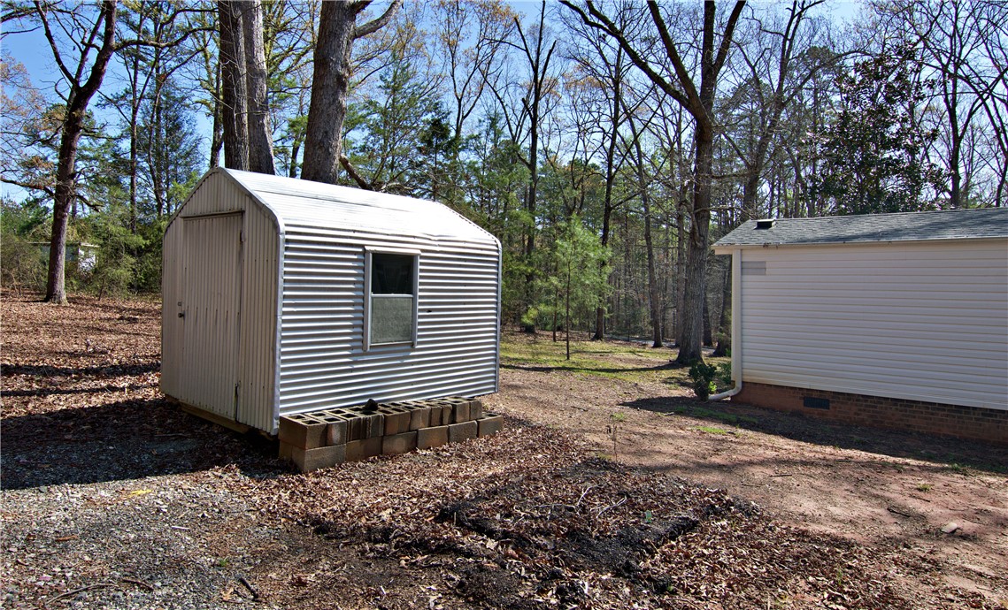 330 Knox Cove Road Westminster, SC 29693 - Photo 33 of 44 Gallery Image 33