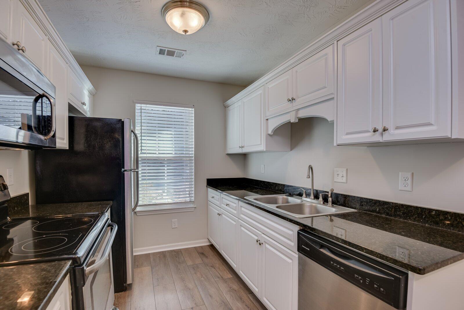 3325 Cushendal Road Augusta, GA 30909 - Photo 12 of 26 117-DSC_3602LRenfused