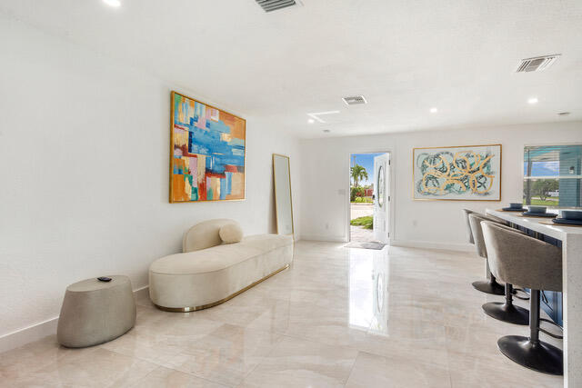 3131 Avenue H East Riviera Beach, FL 33404 - Photo 10 of 38 010LR1_5957