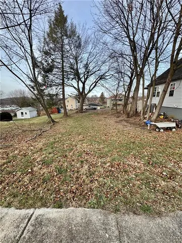 $5,000 | 507 Clark Avenue, Jeannette, PA 15644