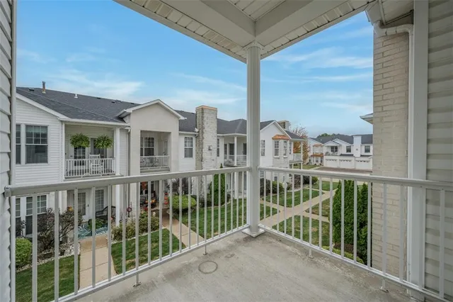 $309,000 | 246 Adams Pointe Boulevard, Unit 1, Mars, PA 16046