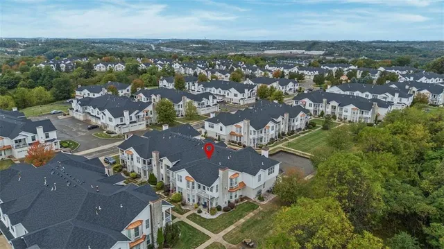 $309,000 | 246 Adams Pointe Boulevard, Unit 1, Mars, PA 16046