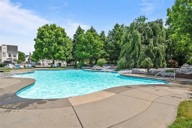 $309,000 | 246 Adams Pointe Boulevard, Unit 1, Mars, PA 16046