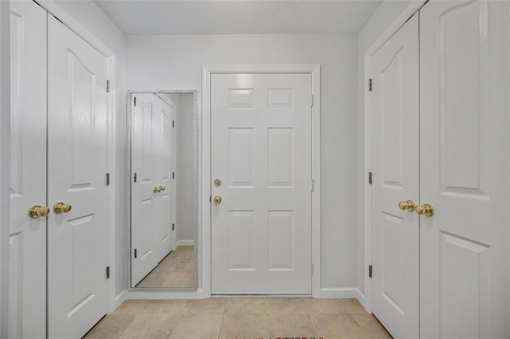 246 Adams Pointe Boulevard, Unit 1 Mars, PA 16046 - Photo 5 of 37