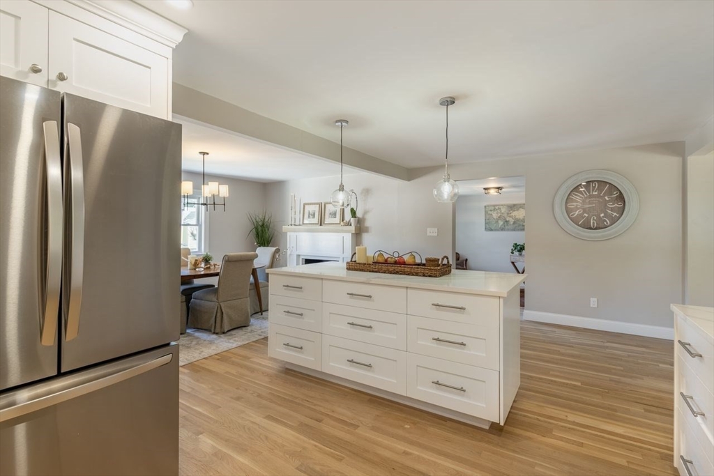 71 Silver Brook Road Milton, MA 02186 - Photo 13 of 41 Gallery Image 13