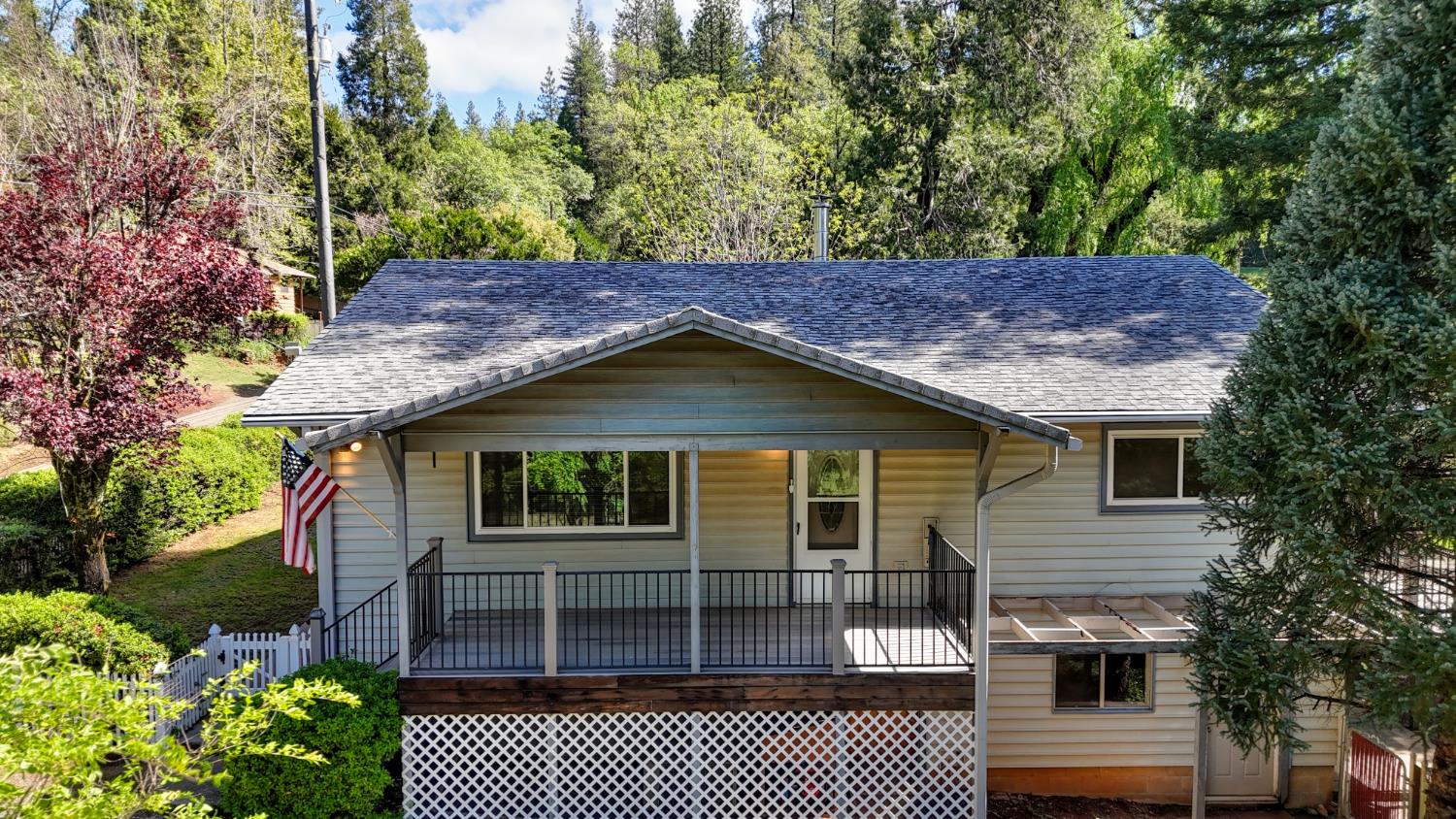 4541 Meadowbrook Road Garden Valley, CA 95633 - Photo 5 of 71 view of front of house with roof with shingles