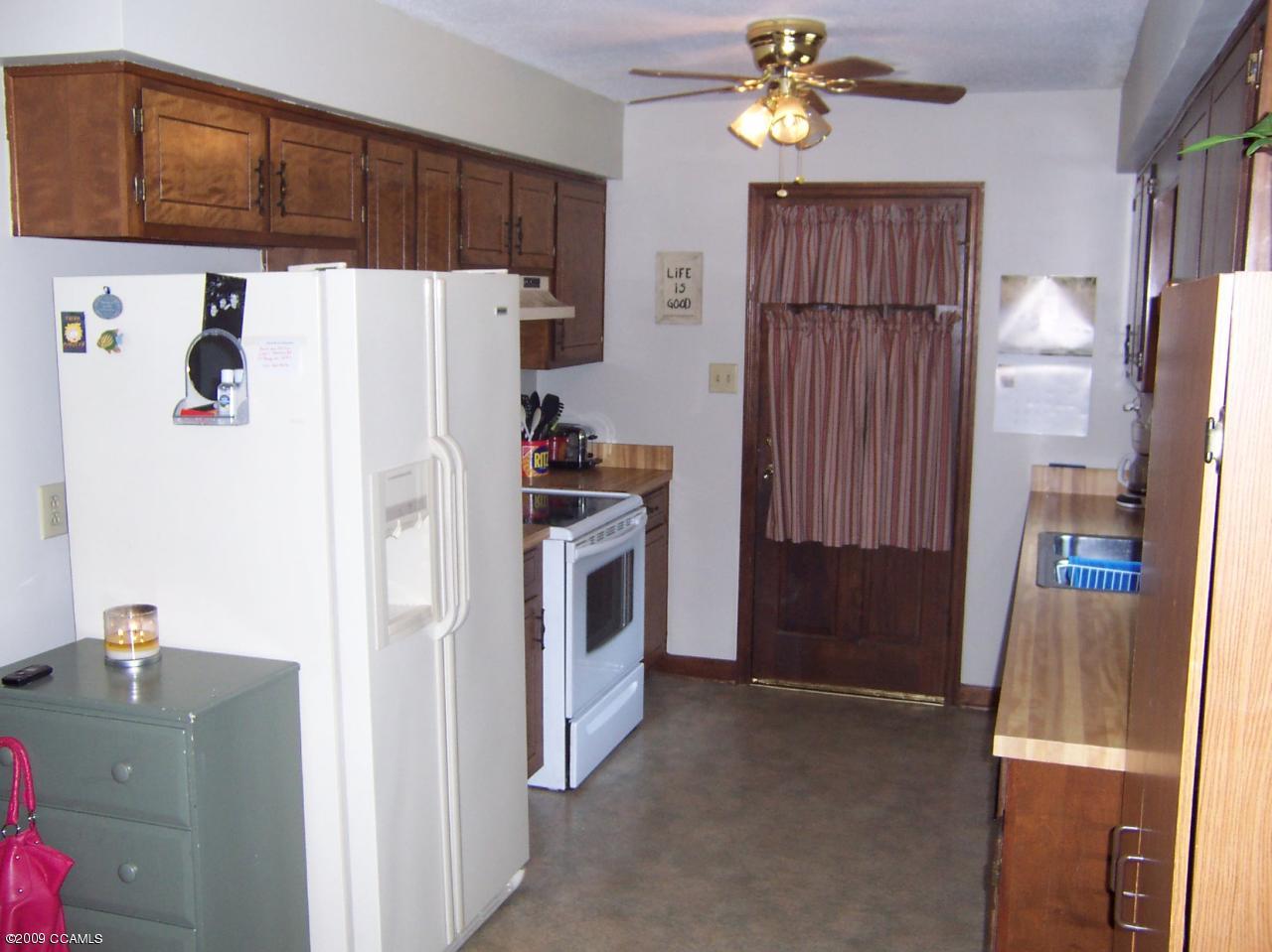 104 Manchester Road Havelock, NC 28532 - Photo 3 of 6 Kitchen